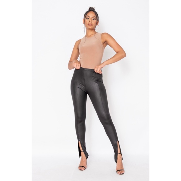 Wet It Up - Split Front Leggings - Picture 2 of 5